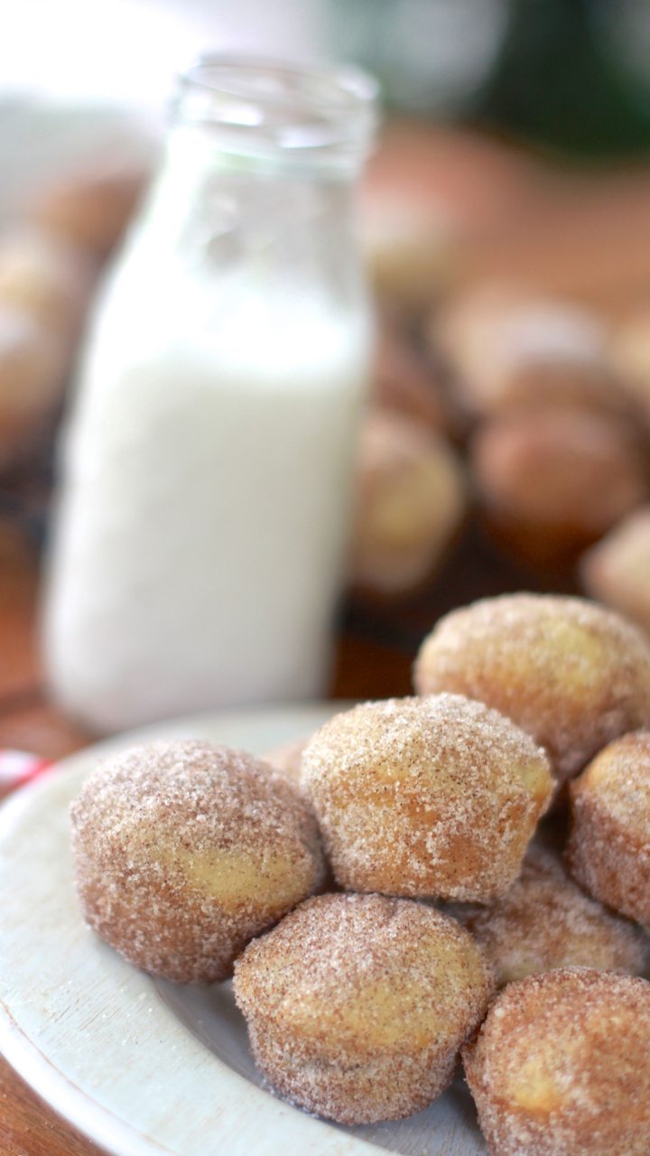 fluffy cinnamon sugar doughnut muffins recipe